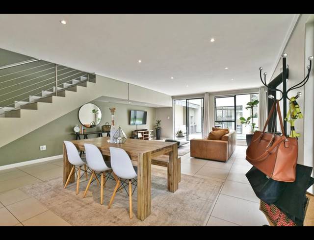 3 BEDROOM HOUSE FOR SALE IN BRYANSTON